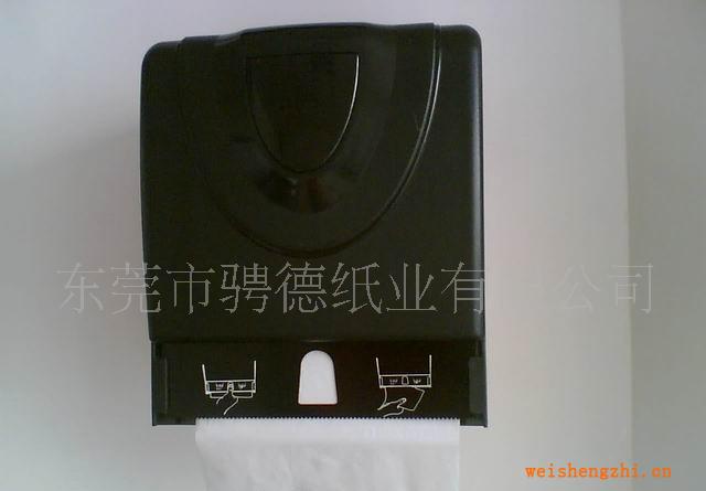 供應騁德牌紙巾、再生環保紙、生活用紙