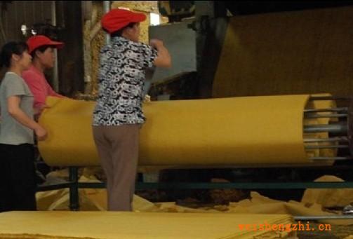 1092型燒紙造紙機(jī)、迷信紙造紙機(jī)設(shè)備、黃紙造紙機(jī)械
