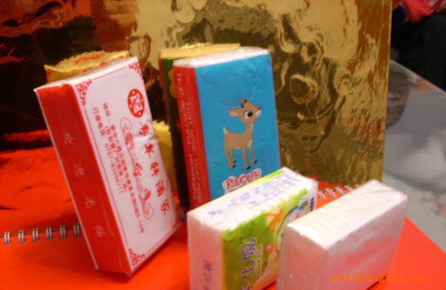 紙巾機(jī)械、紙品機(jī)械、紙巾包裝機(jī)、臺(tái)式封口機(jī)