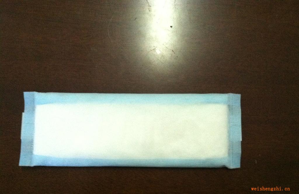 供應一次性直條巾，一端封口，一端不封口，內可再置內袋