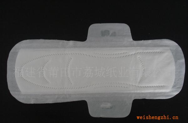 供應20片嬌柔呵護組合網衛生巾