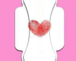 換衛生巾要注意經血顏色，為健康打分！